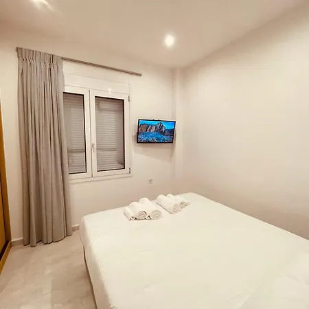 Your Place !! - 201 Apartment